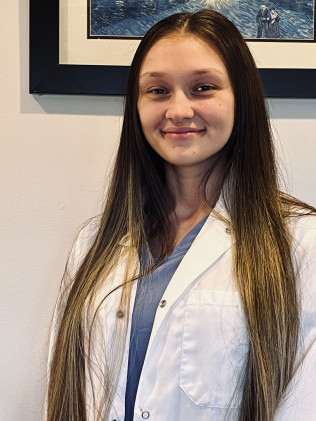 Ashley, Dental Assistant